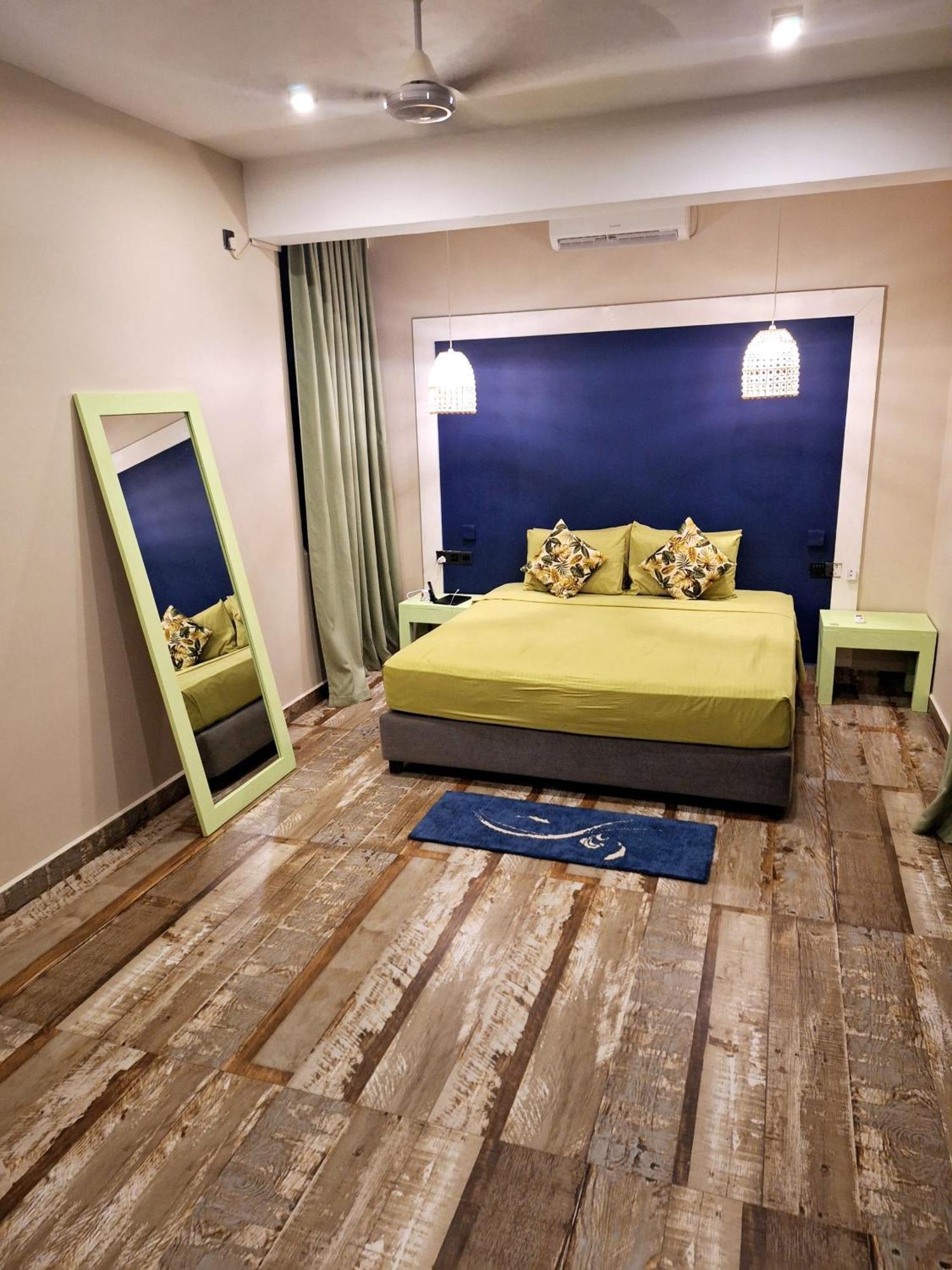 X Mirissa Hotel ภายนอก รูปภาพ